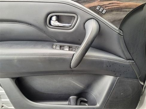 Used 2022 INFINITI QX80 Luxe image 26