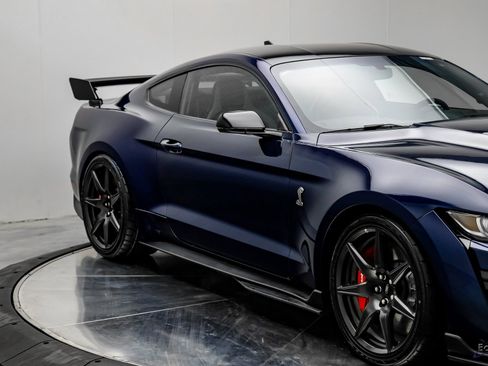Used 2020 Ford Mustang Shelby GT500 w/ Carbon Fiber Track Pack image 22