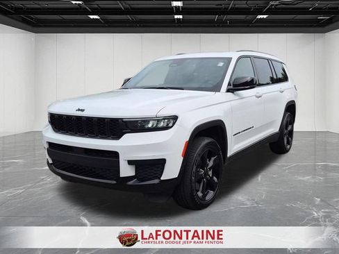 Used 2024 Jeep Grand Cherokee L Altitude AWD/4WD image 1