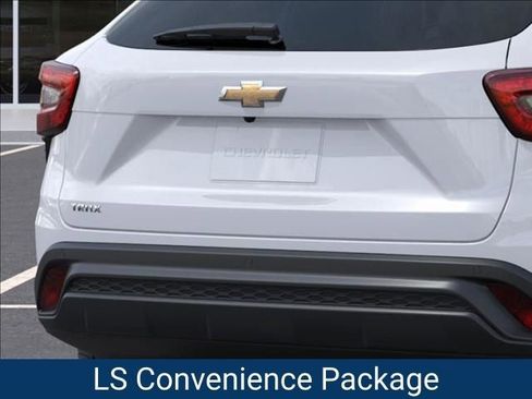 New 2026 Chevrolet Trax LS image 16