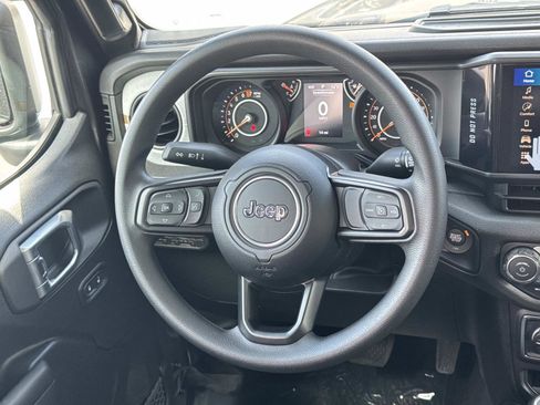 New 2026 Jeep Gladiator Sport image 7