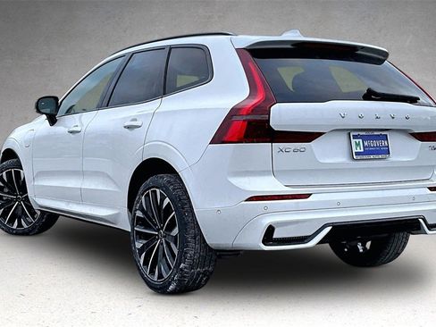 New 2026 Volvo XC60 T8 Ultra w/ Protection Package Premier image 3