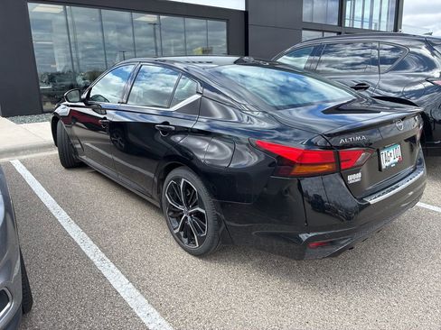 Used 2023 Nissan Altima 2.5 SR image 4