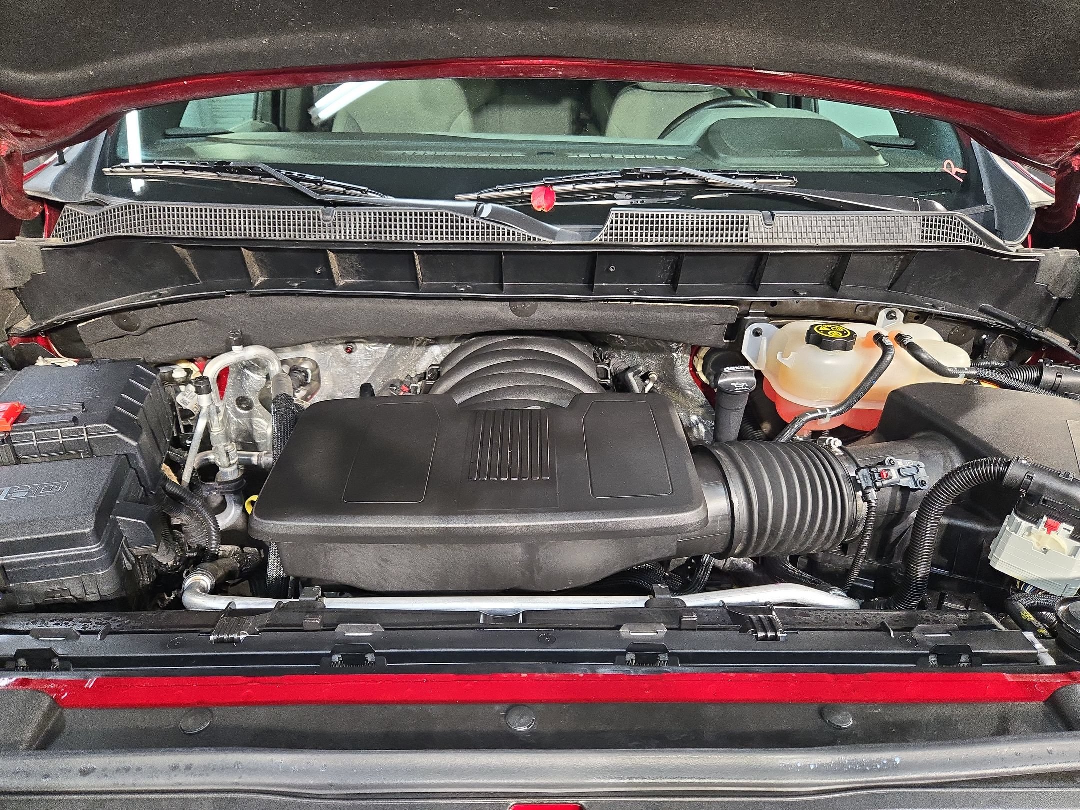 Used 2022 Chevrolet Silverado 1500 LT AWD/4WD image 19