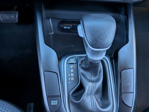 Used 2024 Kia Soul LX w/ Option Group 015 image 16