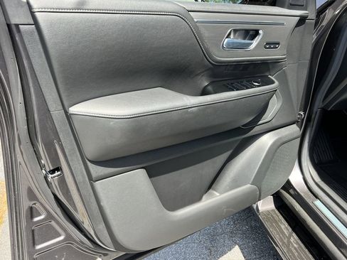 Used 2025 INFINITI QX80 Pure RWD image 8