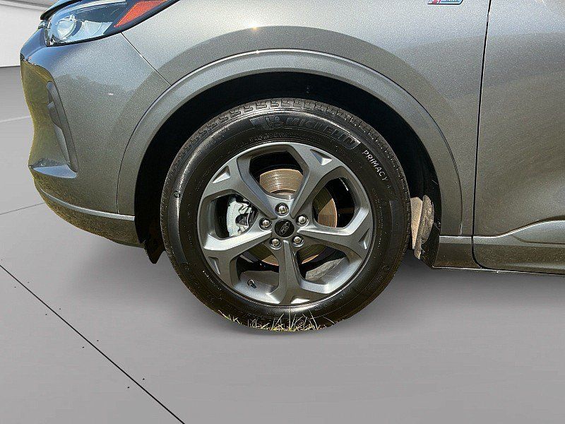 Used 2024 Ford Escape ST-Line w/ Tech Pack #1 FWD image 15