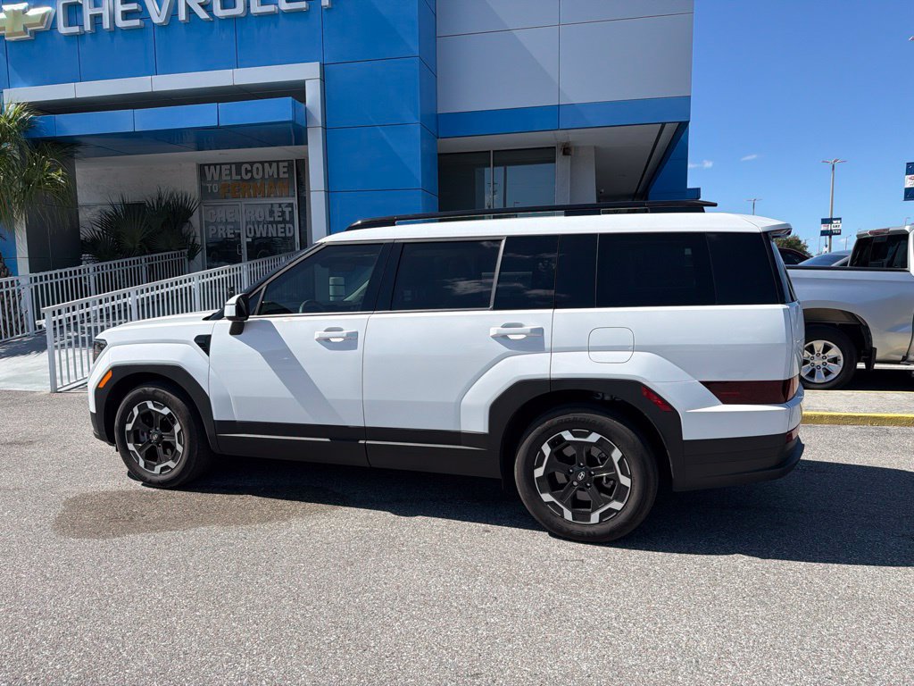 Used 2025 Hyundai Santa Fe SEL FWD image 5