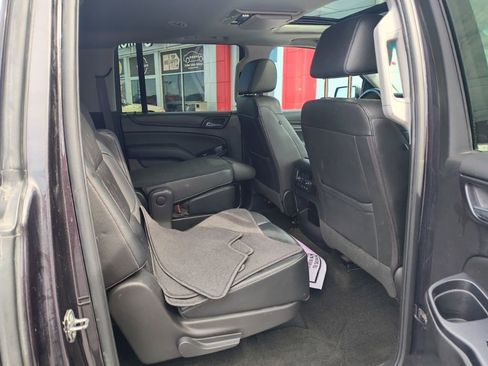 Used 2017 GMC Yukon XL SLT w/ Open Road Package image 14