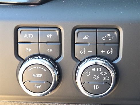 Used 2023 GMC Sierra 1500 AT4 w/ AT4 Preferred Package image 27