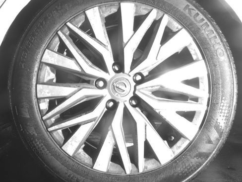 Used 2025 Nissan Altima 2.5 SV image 14