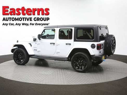 Used 2023 Jeep Wrangler Unlimited Sahara w/ Dual Top Group AWD/4WD image 64