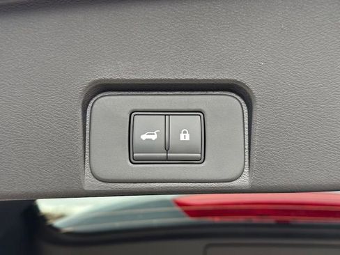 Certified 2025 Nissan Rogue SV w/ Rock Creek Premium Package image 38