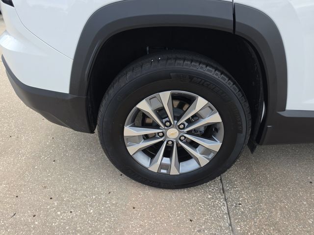Used 2025 Chevrolet Equinox LT AWD/4WD image 5