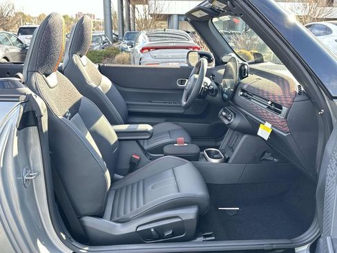 New 2026 MINI Cooper S image 27