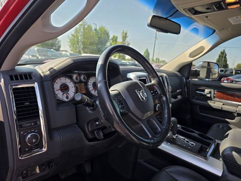 Used 2012 RAM 1500 Laramie AWD/4WD image 8