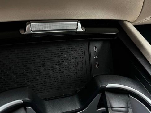 Used 2025 Mercedes-Benz GLE 580 4MATIC image 34