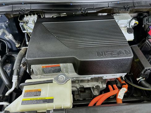 Used 2022 Nissan Leaf S FWD image 31