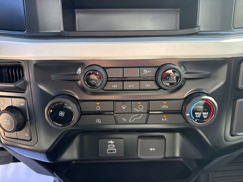 New 2026 Ford F250 4x4 Regular Cab Super Duty image 30