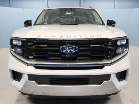 New 2026 Ford Expedition Max Platinum AWD/4WD image 26
