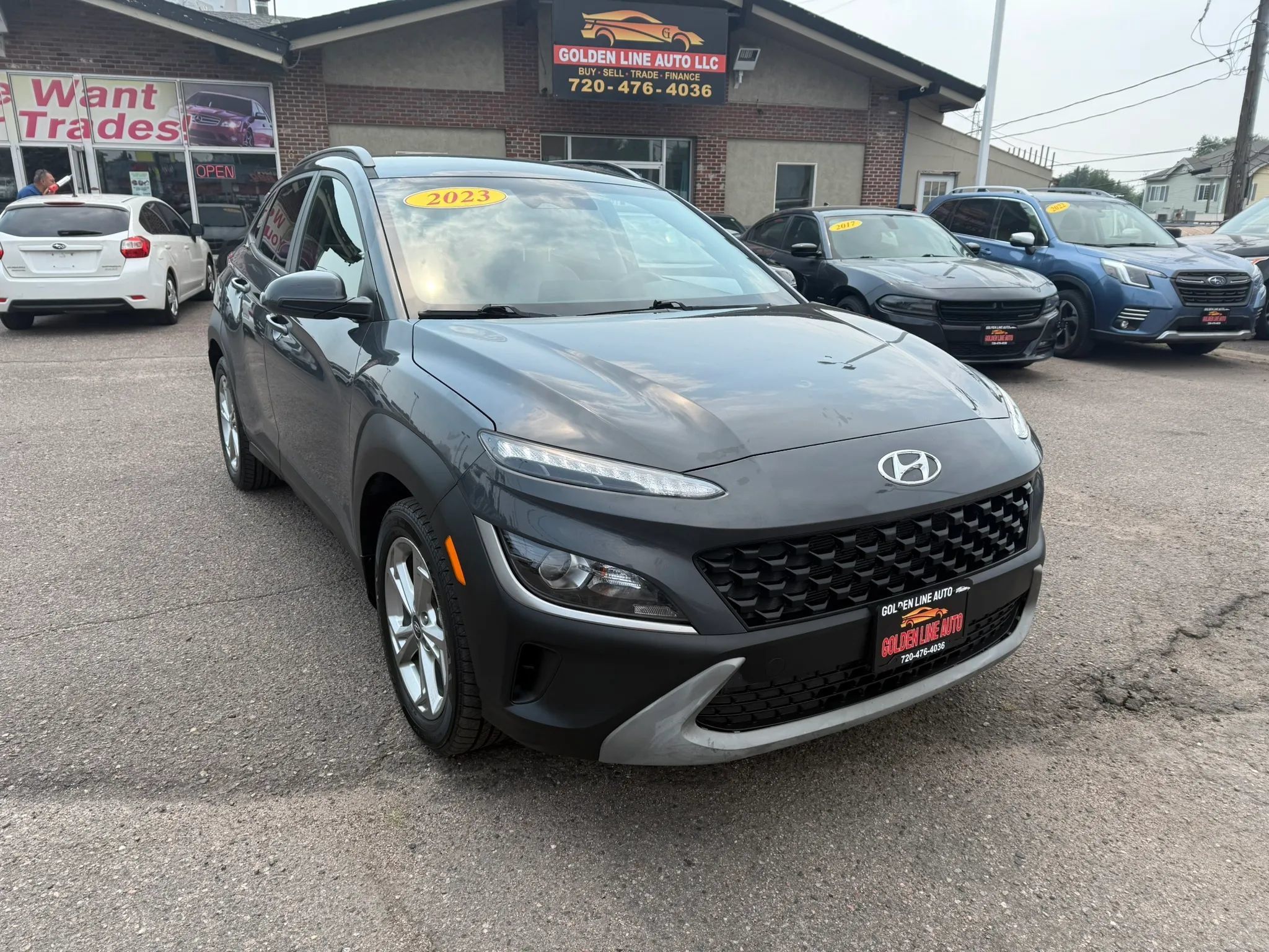 Used 2023 Hyundai Kona SEL AWD/4WD image 2