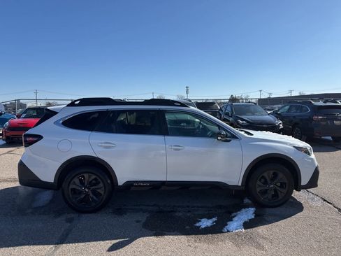 Used 2020 Subaru Outback Onyx Edition XT image 9