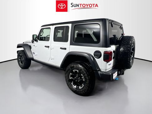 Used 2024 Jeep Wrangler Unlimited Rubicon 4xe AWD/4WD image 6
