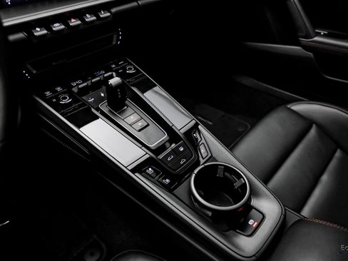 Used 2024 Porsche 911 Carrera w/ Premium Package image 50