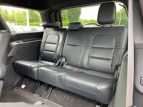 Used 2024 Lincoln Navigator Reserve AWD/4WD image 25