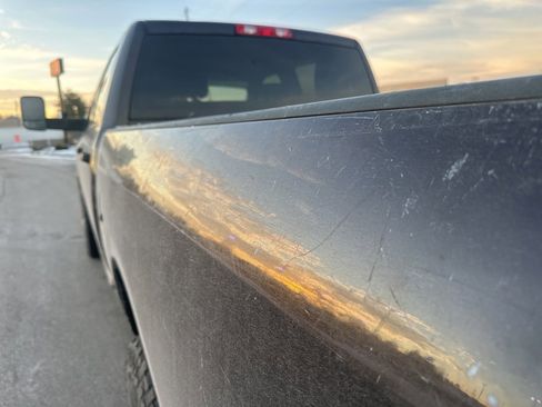 Used 2017 RAM 3500 Tradesman w/ Chrome Appearance Group image 21