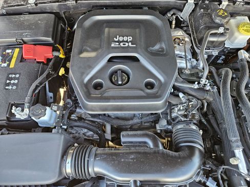 Used 2022 Jeep Wrangler Unlimited Rubicon 4xe w/ Steel Bumper Group image 34