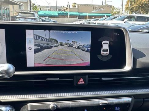 Used 2024 Hyundai Ioniq 6 SE RWD image 25
