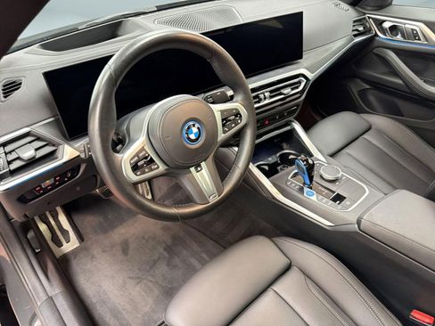 Certified 2022 BMW i4 eDrive40 w/ M Sport Package image 4