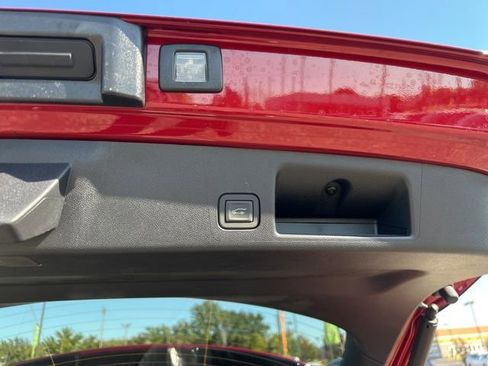 New 2026 Chevrolet Equinox EV LT image 30