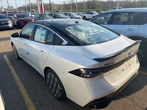 New 2026 Nissan Sentra SR image 4