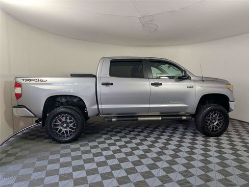 Used 2018 Toyota Tundra SR5 w/ TRD Off Road Package AWD/4WD image 4