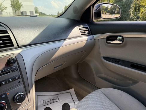 Used 2007 Saturn Aura XE image 18