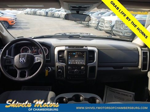 Used 2020 RAM 1500 Classic SLT image 13