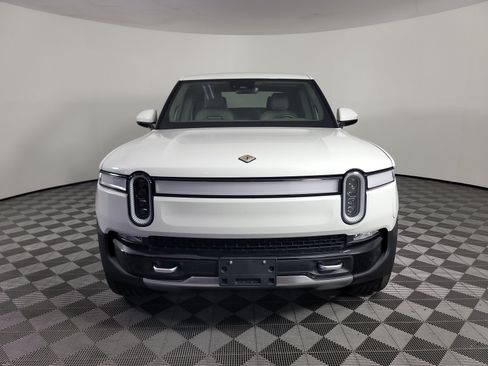 Used 2024 Rivian R1T Adventure Dual AWD/4WD image 8