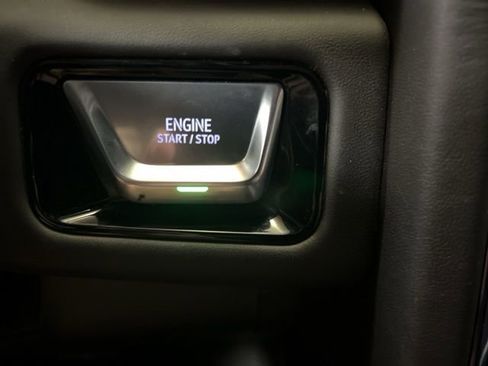 Used 2025 GMC Yukon XL AT4 Ultimate image 34