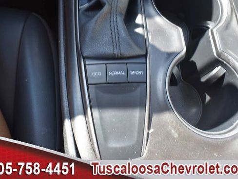 Used 2024 Toyota Camry SE FWD image 35