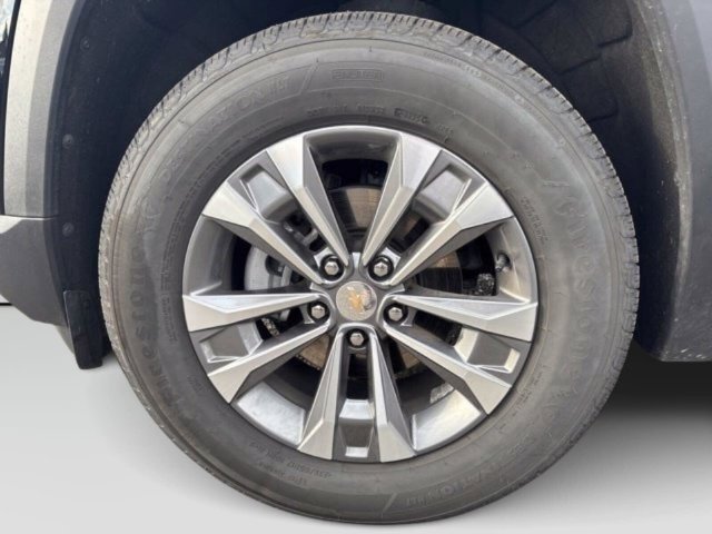 Used 2026 Chevrolet Equinox LT FWD image 17