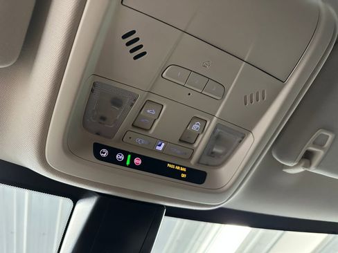 Used 2019 Cadillac XT5 Luxury image 18
