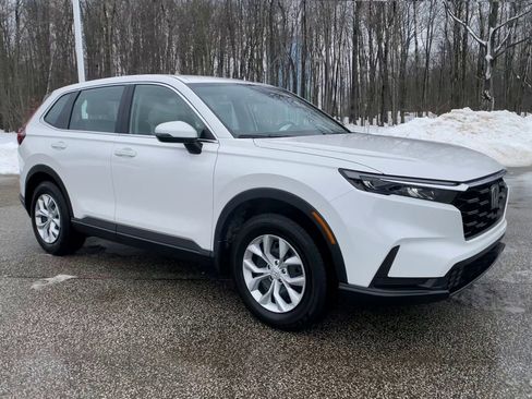 Certified 2024 Honda CR-V LX image 3