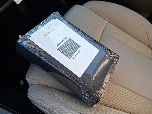 Used 2025 Subaru Ascent Premium image 27