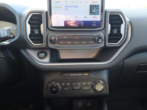 Used 2022 Ford Bronco Sport Big Bend image 18