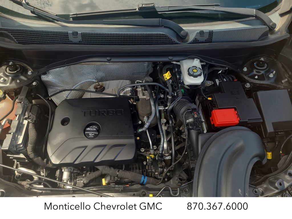 Certified 2022 Buick Encore GX Essence w/ Experience Buick Package FWD image 12