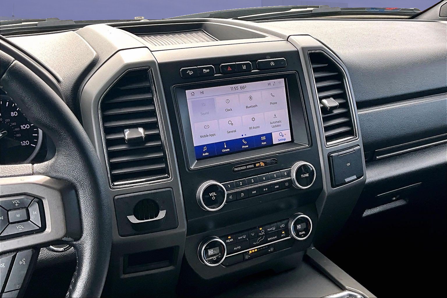 Used 2020 Ford Expedition XLT w/ Equipment Group 201A AWD/4WD image 9