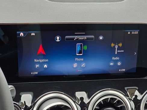 New 2025 Mercedes-Benz GLA 250 4MATIC image 14