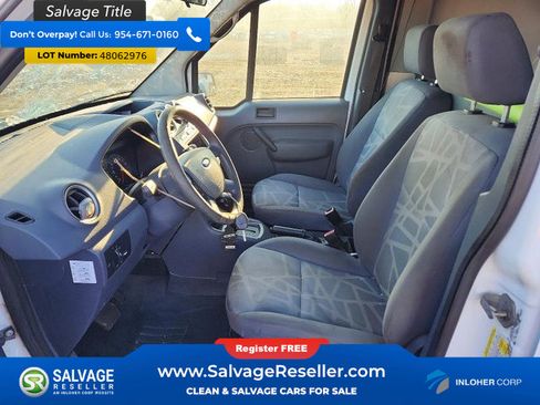 Used 2010 Ford Transit Connect XLT image 9